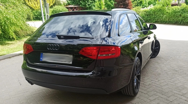 Audi A4 cena 23700 przebieg: 369000, rok produkcji 2008 z Ostróda małe 211